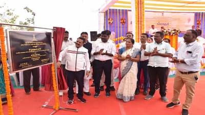 ડાંગ : આદિવાસી વિસ્તારમાં સરકારી સુવિધાઓનો વ્યાપ વધશે, 32.65 કરોડના વિકાસકાર્યોનું ખાતમુહૂર્ત કરાયું