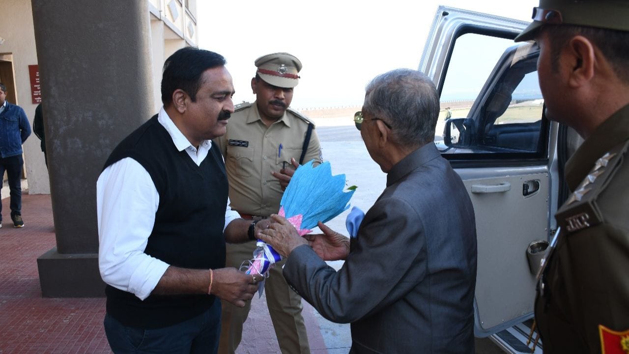 આ બંને રાજ્યોના રાજ્યપાલનું સોમનાથ ટ્રસ્ટ દ્વારા સ્વાગત કરવામાં આવ્યુ હતુ.