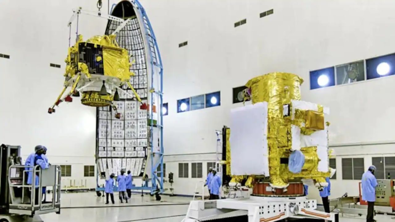 ISROના વડાએ કહ્યું કે તેની સ્થાપના પછી, ISRO એવી કંપનીઓ અને સંસ્થાઓની ઓળખ કરશે જે ભારતીય સ્પેસ સ્ટેશનનો ઉપયોગ કરી શકશે અને તેના દ્વારા આર્થિક પ્રવૃત્તિઓ હાથ ધરશે. સોમનાથે કહ્યું કે તે માને છે કે આ શક્ય છે.