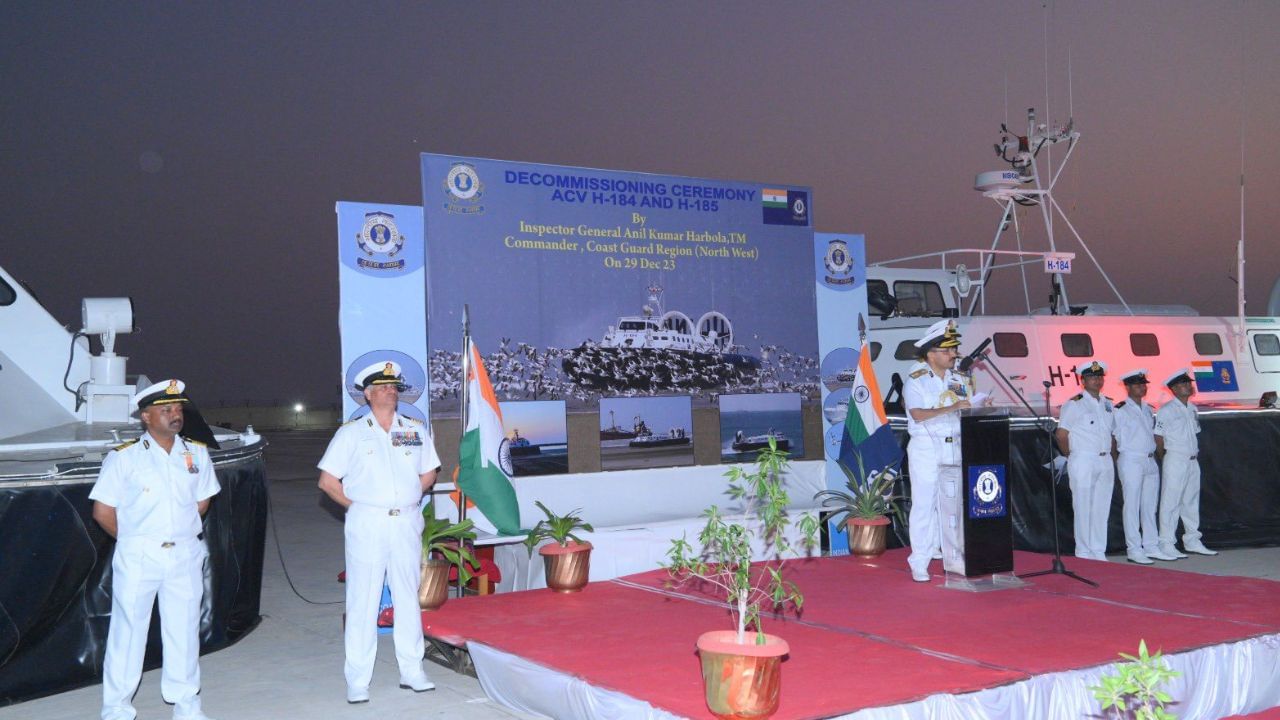 ACV 184 અને 185 એ ઉચ્ચ દરિયાઈ બચાવથી લઈને ભારતની દરિયાઈ સરહદોનું રક્ષણ કરવા સુધીના અસંખ્ય મિશન પર કર્યા છે. તેઓએ પ્રતિકૂળ હવામાન પરિસ્થિતિઓને બહાદુરી બતાવી, પડકારરૂપ ભૂપ્રદેશમાં નેવિગેટ કર્યું અને હંમેશા વિજયી બન્યા
