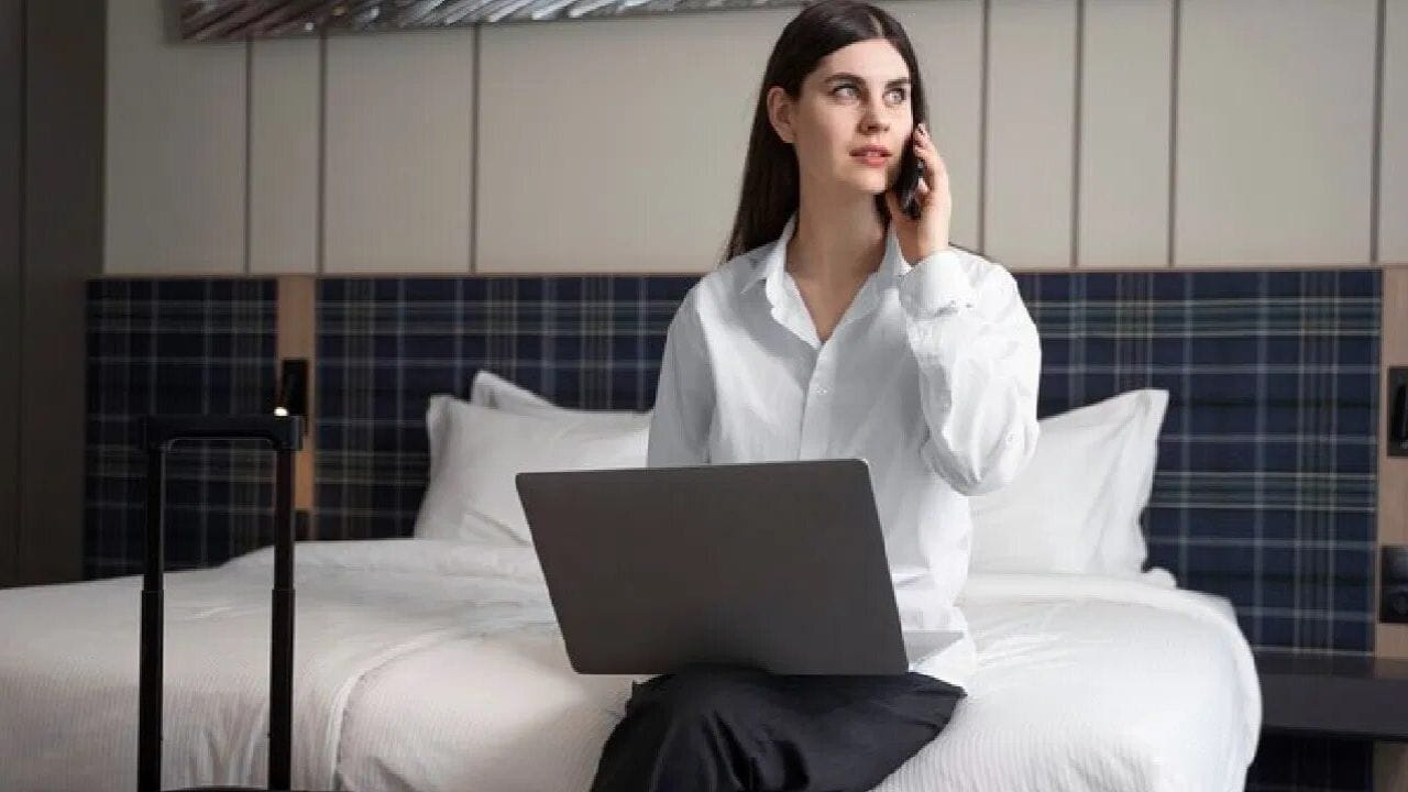 આજકાલ દરેક વસ્તુનો ઓનલાઈન રિવ્યુ સરળતાથી ઉપલબ્ધ છે. તેથી, તમારે ઓનલાઈન સંશોધન કરવું જોઈએ અને તમારા જાણકાર લોકો પાસેથી તે સ્થળ વિશે માહિતી મેળવવાનો પ્રયાસ કરવો જોઈએ.