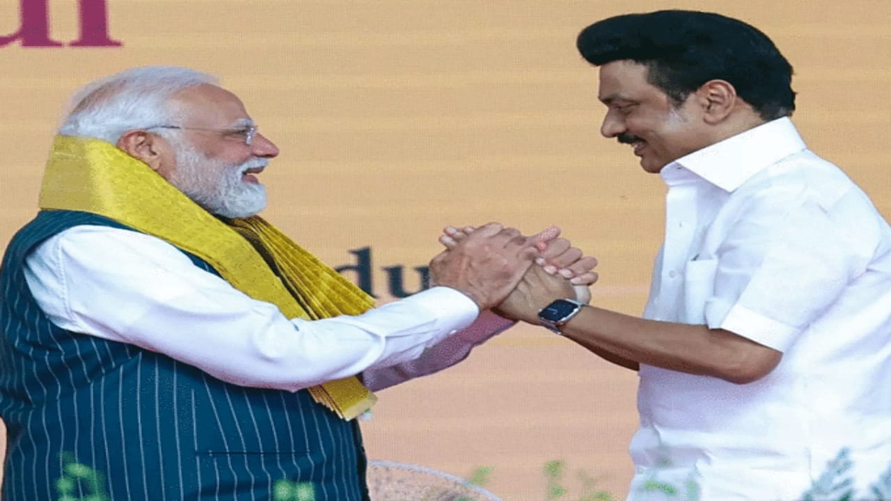 Stalin Modi પીએમ મોદી તમિલનાડુના પ્રવાસે, સનાતન પર વિવાદ બાદ સ્ટાલિનથી જાળવ્યું ...