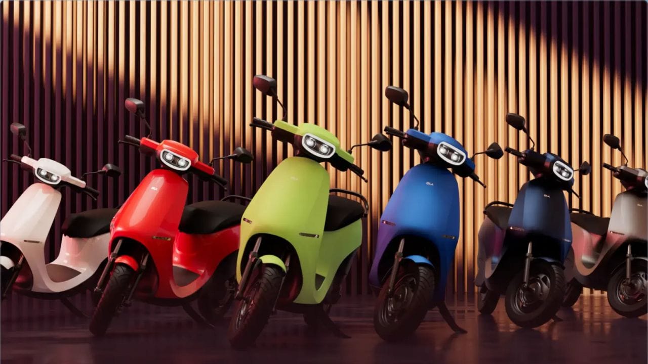 આ જાહેરાત એવા સમયે કરવામાં આવી છે, જ્યારે ભારતીય EV માર્કેટમાં મજબૂત સ્પર્ધા છે. નવી ઈલેક્ટ્રિક ટુ-વ્હીલર કંપનીઓ પણ એન્ટ્રી કરી રહી છે, તેથી ભાવમાં ઘટાડો ઓલાને વધુ સારું વેચાણ હાંસલ કરવામાં મદદ કરી શકે છે.