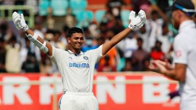 જે પિચ પર રોહિત-ગિલ થયા ફ્લોપ, ત્યાં 22 વર્ષીય ખેલાડીએ ફટકારી સદી