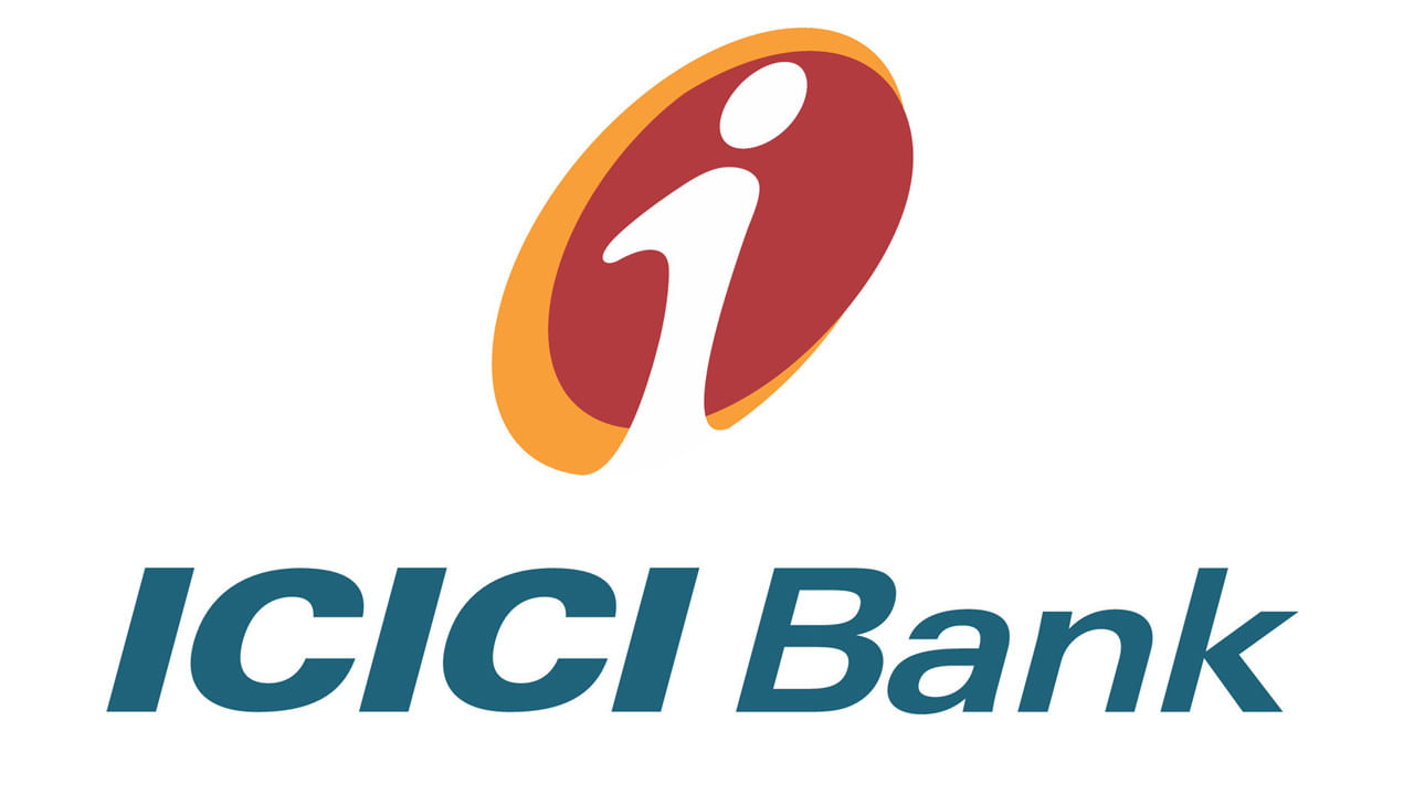 ICICI બેંક 3 થી 7.2 ટકા વચ્ચે ફિક્સ્ડ ડિપોઝિટ પર વ્યાજ આપી રહી છે. 15 મહિનાથી 2 વર્ષની FD પર મહત્તમ 7.20 ટકા વ્યાજ આપે છે. 2 વર્ષથી 5 વર્ષની વચ્ચેની FD પર 7 ટકા અને 1 વર્ષથી 15 મહિનાની FD પર 6.7 ટકા વ્યાજ આપી રહી છે.