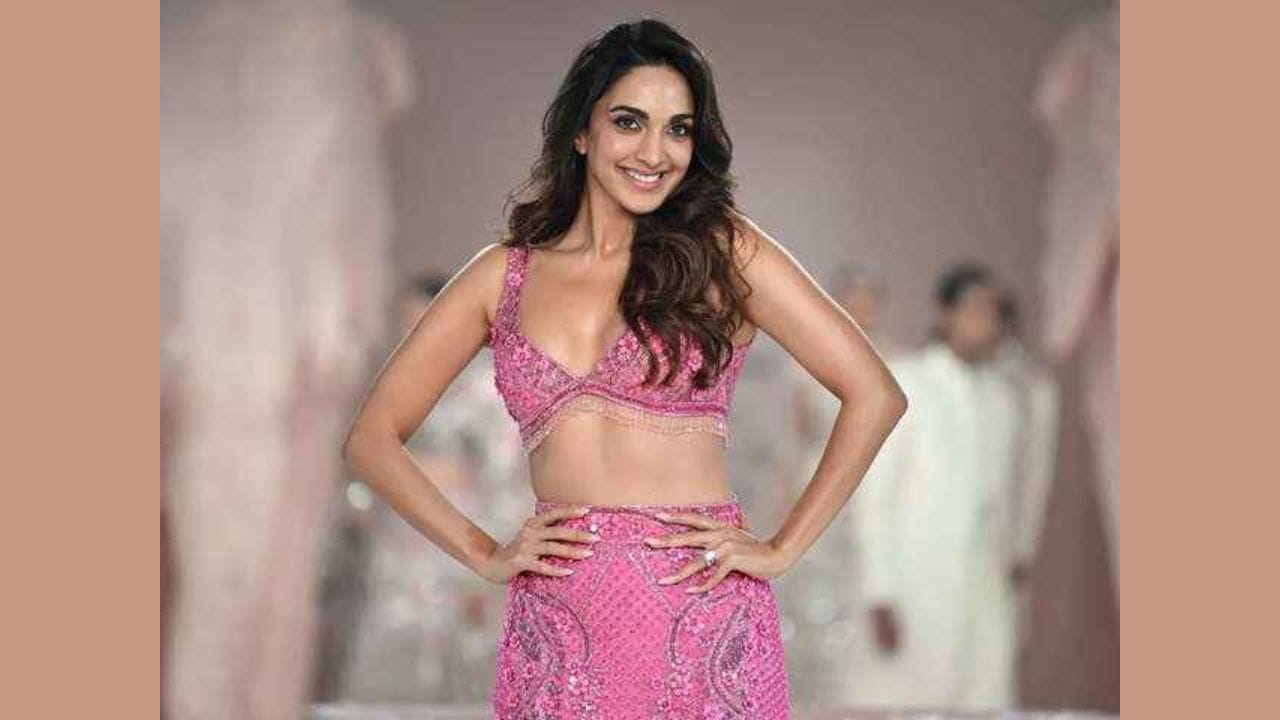 આ તમામ ફિલ્મોએ બોક્સ ઓફિસ પર સારો દેખાવ કર્યો હતો. કિયારા અડવાણી પાસે આગામી દિવસોમાં ઘણી મોટી ફિલ્મો પણ છે. આ ફિલ્મો બજેટ અને સ્ટાર કાસ્ટના મામલામાં તેની અગાઉની ફિલ્મો કરતા ઘણી આગળ છે.
