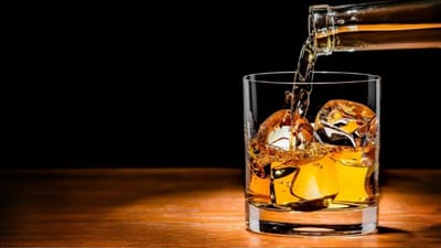 ધ ઈન્ટરનેશનલ સ્પિરિટ્સ એન્ડ વાઈન એસોસિએશન ઓફ ઈન્ડિયા દ્વારા હાથ ધરાયેલા સર્વે અનુસાર દેશના દરેક રાજ્યમાં દારૂના ભાવ અલગ-અલગ હોય છે. 