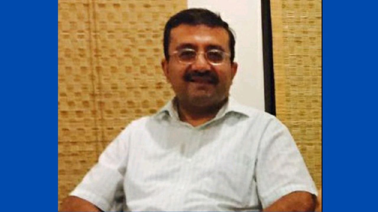 આશિષ વાછાણી- તમિલનાડુ કેડરમાં 1997 બેચના ISS અધિકારી હાલમાં કેન્દ્રીય નાણા મંત્રાલયના બજેટ વિભાગમાં અધિક સચિવ છે. એક રીતે તેઓ દેશના મુખ્ય બજેટ અધિકારી છે. કેટલાક બજેટ માટે તેમને અનુભવી અધિકારી ગણવામાં આવે છે. લંડન સ્કૂલ ઓફ ઈકોનોમિકસમાંથી પબ્લિક મેનેજમેન્ટ અને ગવર્નન્સમાં અનુસ્નાતકની પદવી મેળવનાર વાછાણી નીતિ ઘડતર અને અમલીકરણનો બહોળો અનુભવ ધરાવે છે.