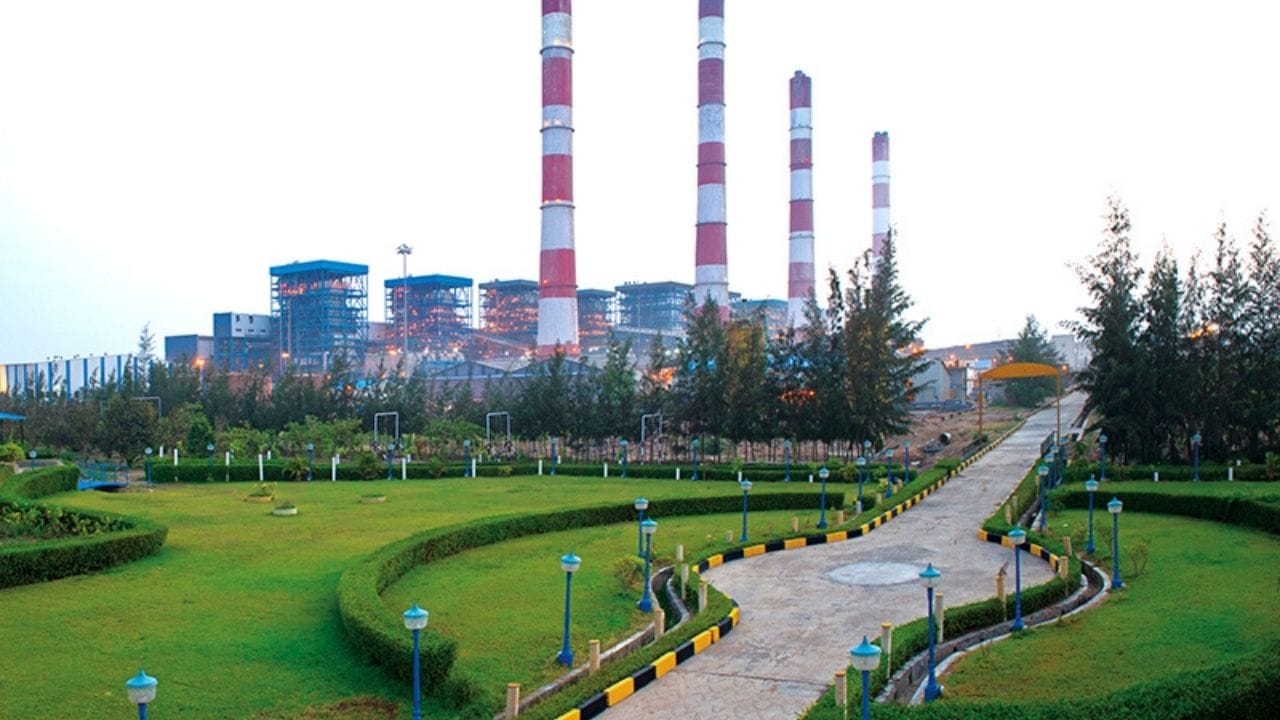 આ સમાચાર સામે આવ્યા પછી NSE પર અદાણી પાવરનો શેર 0.89% વધીને ₹564.90 પર ટ્રેડ થઈ રહ્યો હતો. આ વર્ષે અત્યાર સુધીમાં સ્ટોક 8% વધ્યો છે.