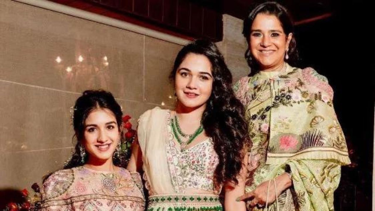 According to media reports, Encore MD Shaila Merchant's net worth is around Rs 10 crore. At Anant-Radhik's pre-wedding event in Jamnagar, Shaila Merchant was seen in the limelight with her son-in-law Anant Ambani in a Gujarati look.(Image credit- Social media during Anant-Radhik's pre-wedding function Images that went viral on the media)