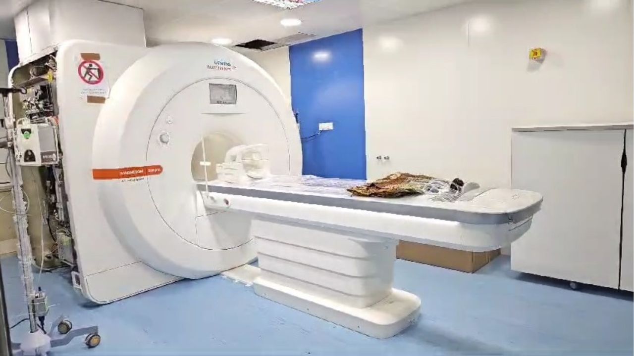 હિંમતનગરની GMERS સિવિલ હોસ્પિટલમાં MRI મશીન શરુ કરાતા દર્દીઓને મોટી રાહત સર્જાઈ