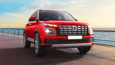 Hyundaiએ ભારતીય બજારમાં Venueનું નવું મોડલ લોન્ચ કર્યું છે. તેનું નામ Venue Executive છે, જે 10 લાખ રૂપિયાથી ઓછી કિંમતે લોન્ચ કરવામાં આવ્યું છે. 