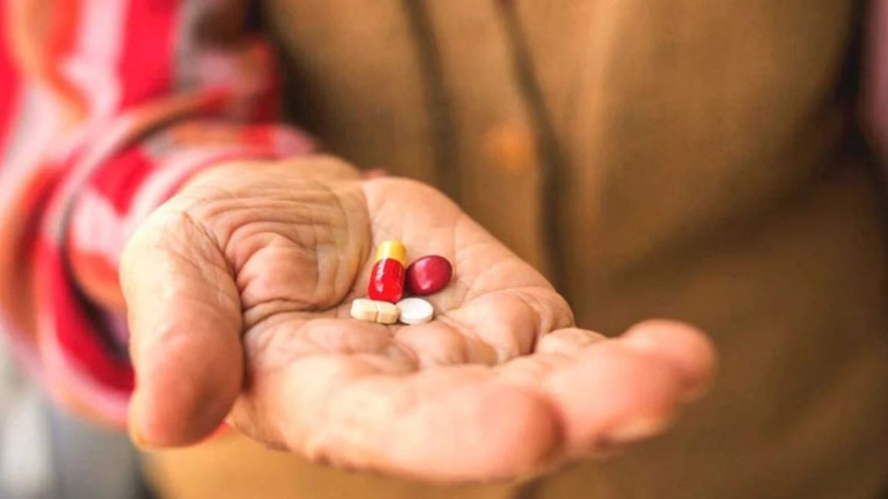 નોંધ- આ લેખમાં દર્શાવેલ પદ્ધતિઓ અને દાવાઓને માત્ર સૂચનો તરીકે લેવા. TV9 ગુજરાતી આ બાબતોની પુષ્ટિ કરતું નથી. આવી કોઈપણ સારવાર કરતા પહેલા ડૉક્ટર અથવા સંબંધિત નિષ્ણાતની સલાહ લો. 