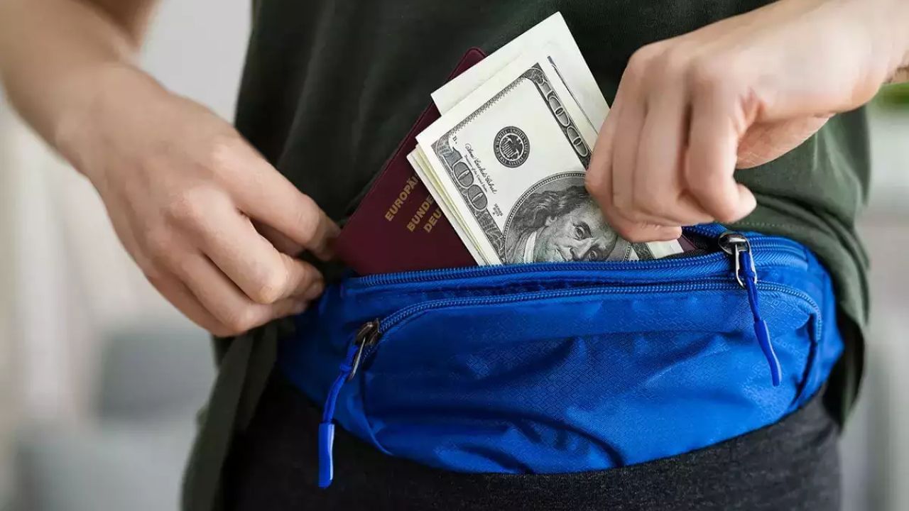 આ ઉપરાંત ભારતથી નેપાળ અને ભૂટાન જેવા કેટલાક દેશોને બાદ કરતાં લગભગ તમામ દેશોમાં પ્રવાસ કરતા પ્રવાસીઓને પ્રતિ ટ્રીપ 3000 ડોલર સુધીનું વિદેશી ચલણ લઈ જવાની છૂટ છે.