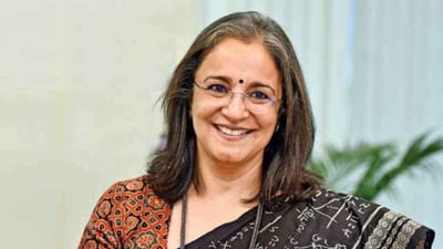 શેરબજારના રોકાણકારો માટે મોટા અને સારા સમાચાર સામે આવ્યા છે. ટૂંક સમયમાં જે દિવસે શેરની ખરીદી કરી હશે તે જ દિવસે સેટલમેન્ટ થઈ જશે. માર્કેટ રેગ્યુલેટર સેબીના ચેરપર્સન માધાબી પુરી બુચે આજે 11 માર્ચના રોજ જણાવ્યું હતું કે, T+0 ટ્રેડ સેટલમેન્ટ સાયકલ 28 માર્ચે વૈકલ્પિક ધોરણે શરૂ કરવામાં આવશે.