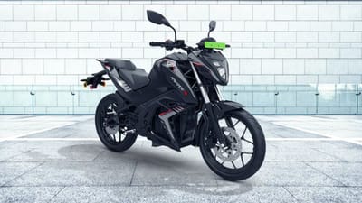 પેટ્રોલ બાઈક ચલાવતા લોકો માઈલેજને લઈને ખૂબ જ ચિંતિત છે. ઓછી માઈલેજ એટલે પેટ્રોલનો ખર્ચ વધુ આવે. આવી સ્થિતિમાં લોકોની નજર ઈલેક્ટ્રીક ટુ-વ્હીલર પર છે. ઇલેક્ટ્રિક બાઇક ખરીદવી થોડી મોંઘી છે, તેથી લોકો તેને ખરીદી શકતા નથી. 