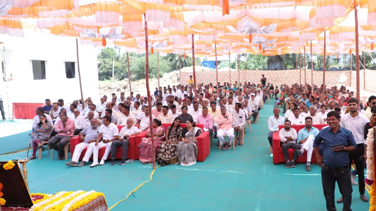 Various development projects worth crores were inaugurated and launched Pinjarat of Surat (5)