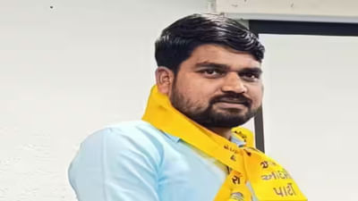 ભરૂચ : કોણ છે ચૈતર વસાવા? જેના માટે ભરૂચ બેઠક પર કોંગ્રેસ EVM માંથી પંજાનું નિશાન ગાયબ કરવા પણ સહેમત થઈ છે!