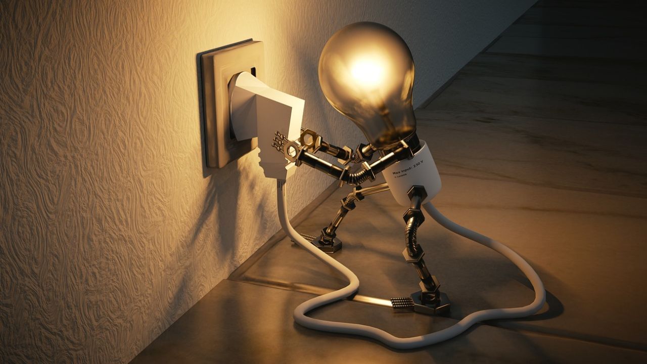 નવા સુધારા મુજબ હવે મેટ્રો શહેરોમાં સાત દિવસના બદલે ત્રણ દિવસમાં નવું વીજળી કનેક્શન મળી જશે. જ્યારે નગરપાલિકા વિસ્તારોમાં તે 15 દિવસથી ઘટાડીને 7 દિવસ કરવામાં આવ્યા છે.