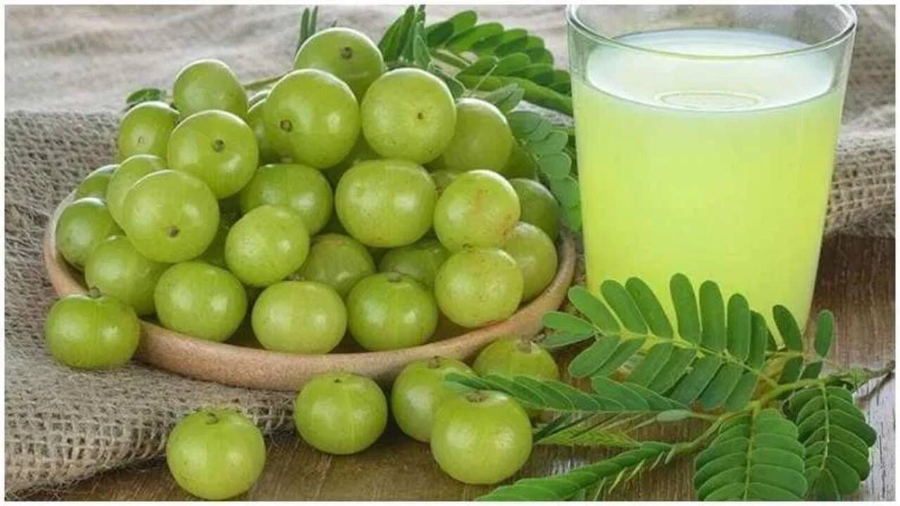 Amla is rich in vitamin C and is considered effective in promoting hair growth.  Amla powder mixed with coconut oil and applied on the hair and scalp makes the hair thick and strong.