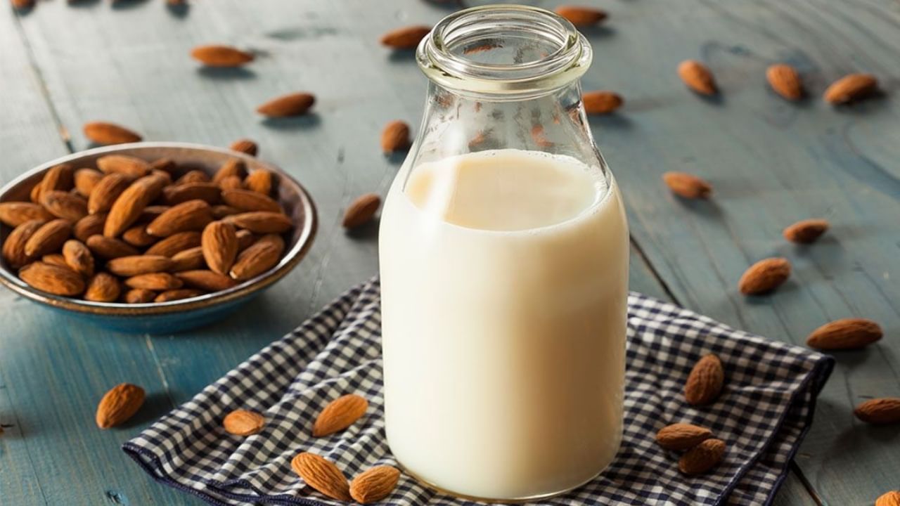 Almonds are rich in healthy fats, amino acids and magnesium that help you fall asleep faster but also improve the quality of your sleep.  If you drink a glass of warm milk mixed with some honey and almonds, you will fall asleep very quickly.