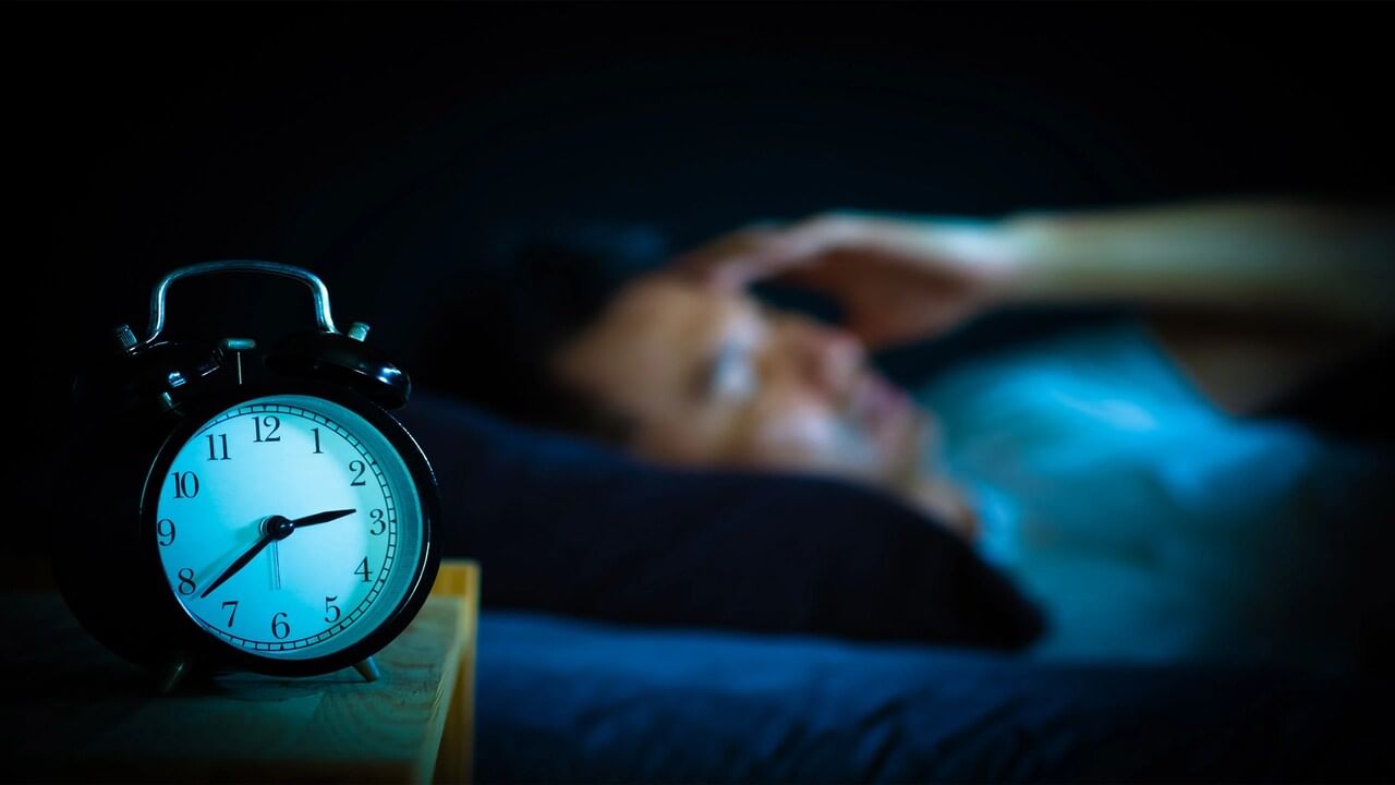 A report from the National Institutes of Health (NIH) suggests that consuming tryptophan 45 minutes before bedtime can help promote sleep.  Tryptophan is an essential amino acid found mostly in dairy as well as nuts-seeds, whole grains and legumes.