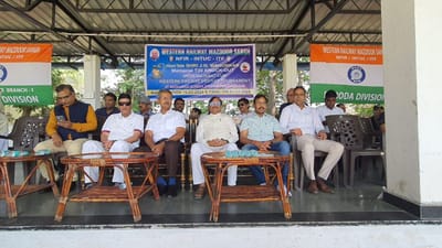  વેસ્ટર્ન રેલવે મઝદૂર સંઘ વડોદરા દ્વારા ટી 20 નોકઆઉટ મેચનું આયોજન 16 માર્ચથી લઈ 15 એપ્રિલ સુધી કરવામાં આવ્યું છે.  આ આયોજન માધવરાવ સિંધિયા ક્રિકેટ સ્ટેડીયમ, પ્રતાપનગર ખાતે યોજવામાં આવ્યું છે.