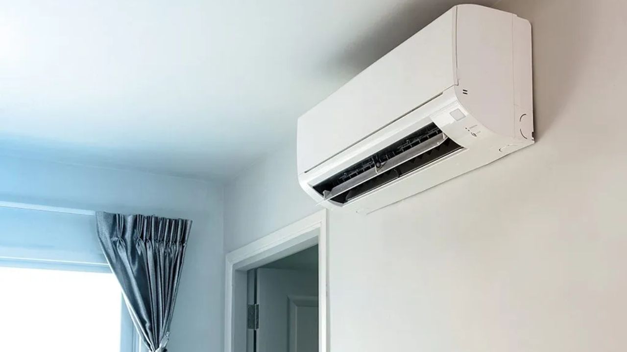રૂમમાં કેટલી ઉંચાઈએ AC લગાવવામાં આવે તો વધુ ઠંડક આપશે, ન જાણતા હોવ તો જાણી લો