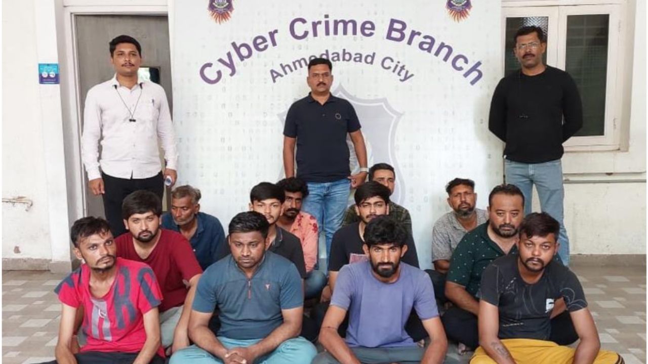 Fake CBI officer accused MBBS study carried cyber crime (4)