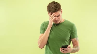 Instagram યુઝર્સ એ પણ જાણતા નથી કે તેમને ટ્રેક કરવામાં આવી રહ્યા છે. પરંતુ તમારી પાસે એક વિકલ્પ પણ છે જેની મદદથી તમે આ ટ્રેકિંગને સરળતાથી રોકી શકો છો, ચાલો અમે તમને સમજાવીએ કે કેવી રીતે થાય છે? (ફોટો ક્રેડિટ- Freepik)
