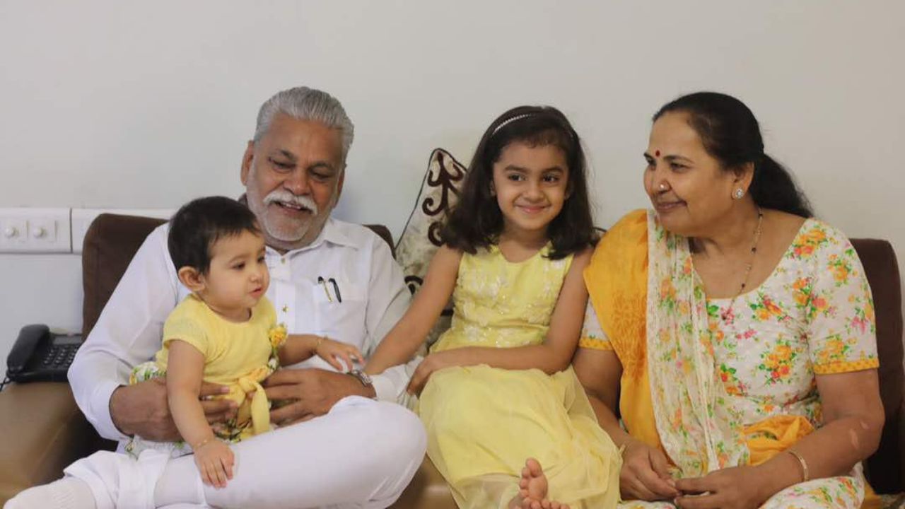 Parshottam Rupala Family (1)