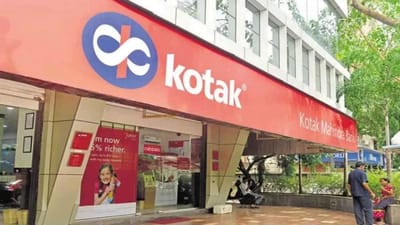 કોટક મહિન્દ્રા બેંકને ઝટકો, નવા ગ્રાહકો ઑનલાઇન ઉમેરવા, નવા ક્રેડિટ કાર્ડ ઈસ્યું કરવા પર RBIએ મૂક્યો પ્રતિબંધ