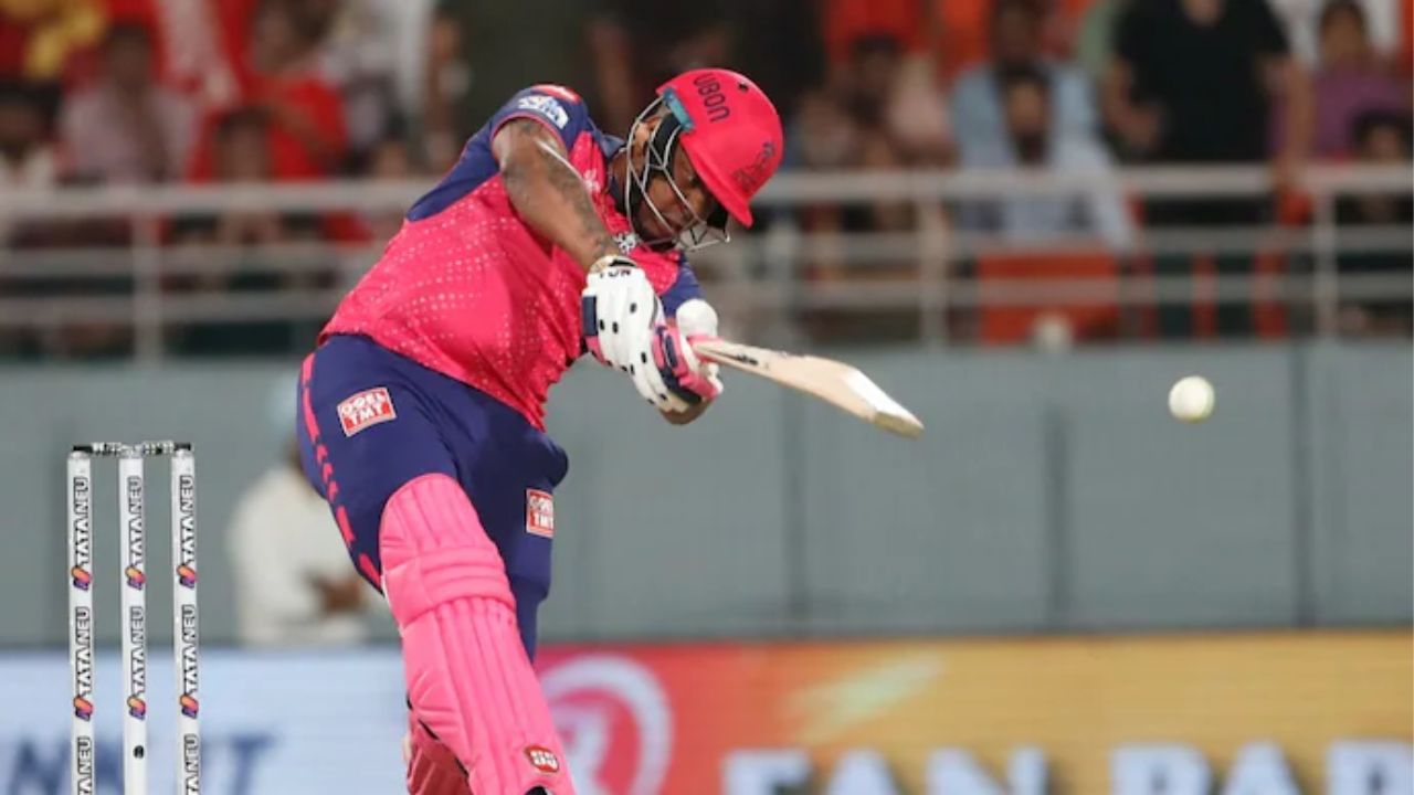An IPL press release stated that Shimron Hetmyer confessed his offense to the match referee after the match, after which he was punished. As punishment, the left-handed batsman's match fee has been reduced by 10 percent.

