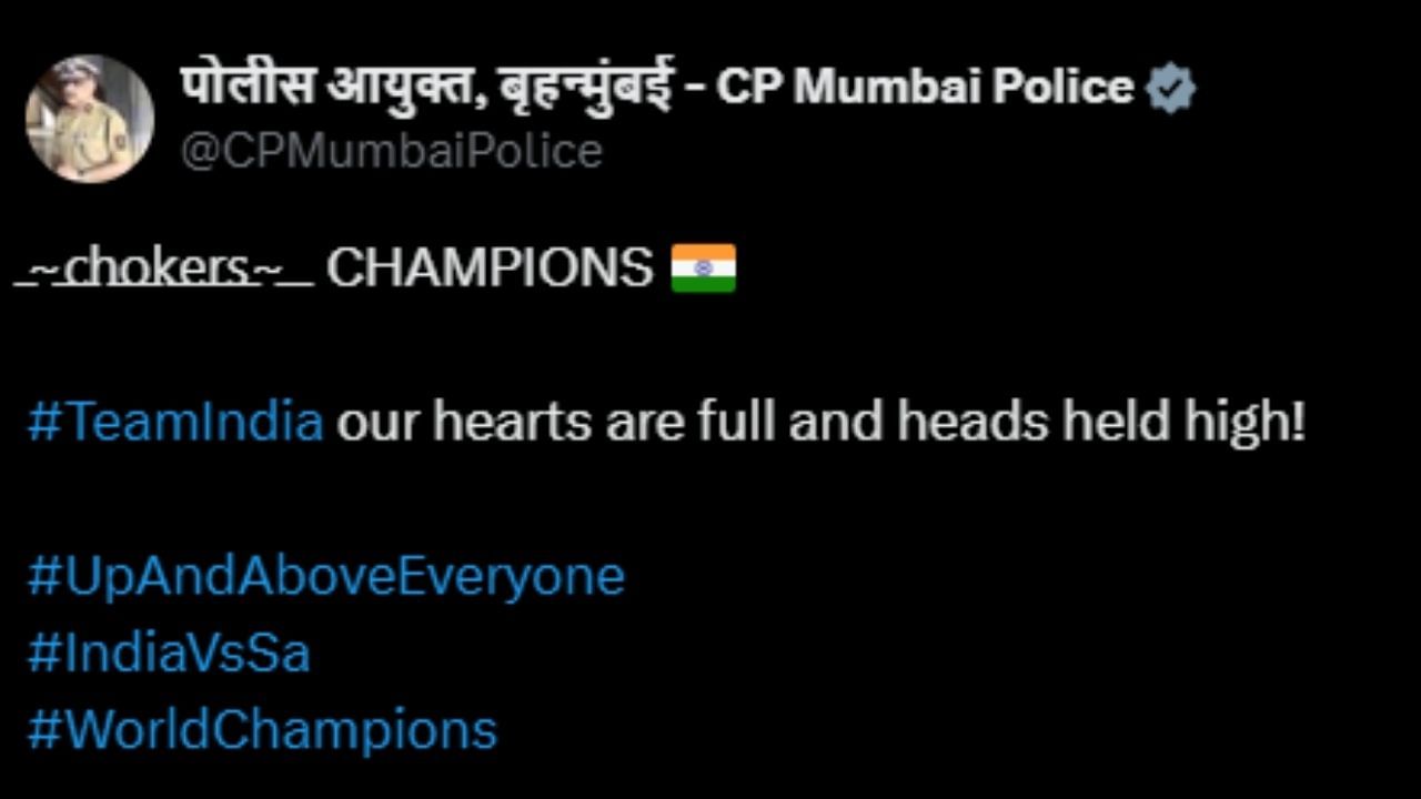 આ સિવાય અન્ય એક પોસ્ટ કે જે CP Mumbai દ્વારા કરવામાં આવી છે. જેમાં કેપ્શન આપવામાં આવ્યું છે કે "TeamIndia our hearts are full and heads held high!"