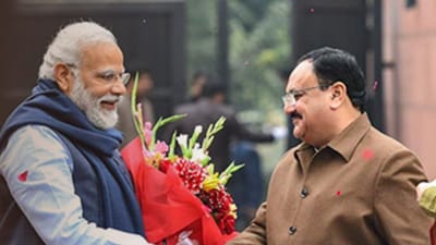 હિમાચલ પ્રદેશ બિલાસપુરના રહેવાસી જેપી નડ્ડાના પિતા નારાયણ લાલ નડ્ડા બિહારના પટનાના કુલપતિ રહી ચુક્યા છે. તેમની માતાનું નામ કૃષ્ણા નડ્ડા છે.જેપી નડ્ડાના ભાઈનું નામ જગત ભૂષણ નડ્ડા છે. જેપી નડ્ડાને બહેન પણ છે.