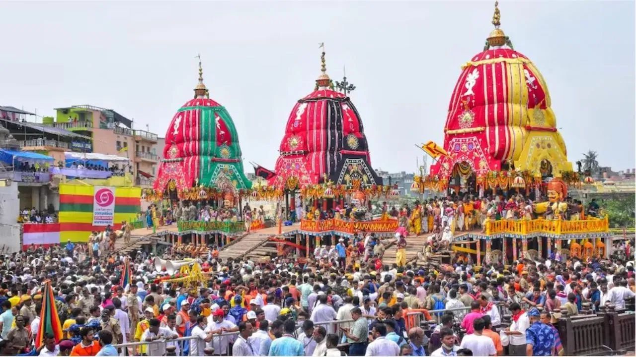 Odisha : પુરીના જગન્નાથ મંદિરના ચારેય કપાટ ભક્તો માટે ખોલાયા, મંત્રીઓ સાથે CM માઝી હાજર રહ્યા