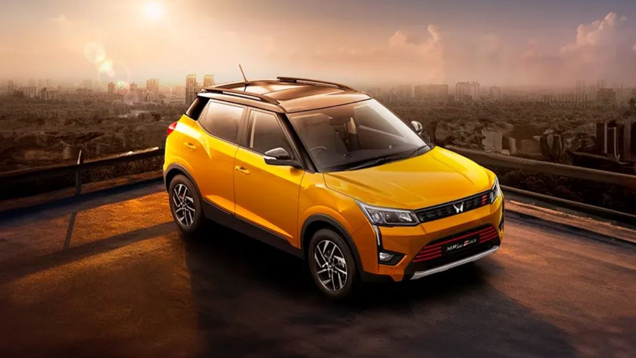 Mahindra XUV 3X0 : મહિન્દ્રાની આ લેટેસ્ટ SUV તાજેતરમાં ભારતીય બજારમાં લોન્ચ કરવામાં આવી છે. આ SUVની કિંમત 7.49 લાખ રૂપિયા (એક્સ-શોરૂમ)થી શરૂ થાય છે.