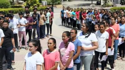 વિદેશમાં યુદ્ધ રોકાવી દેનારા પેપરલીક નથી રોકી શકતા, NEET રિઝલ્ટ વિવાદ પર કોંગ્રેસે કેન્દ્ર સરકારને ઘેરી