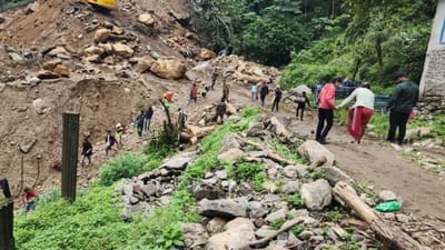 Vadodara : સિક્કિમમાં ફસાયેલા ગુજરાતી પરિવારના 9 સભ્યના રેસ્ક્યુનો Video આવ્યો સામે, બાગડોગરા થઈને આવશે વડોદરા