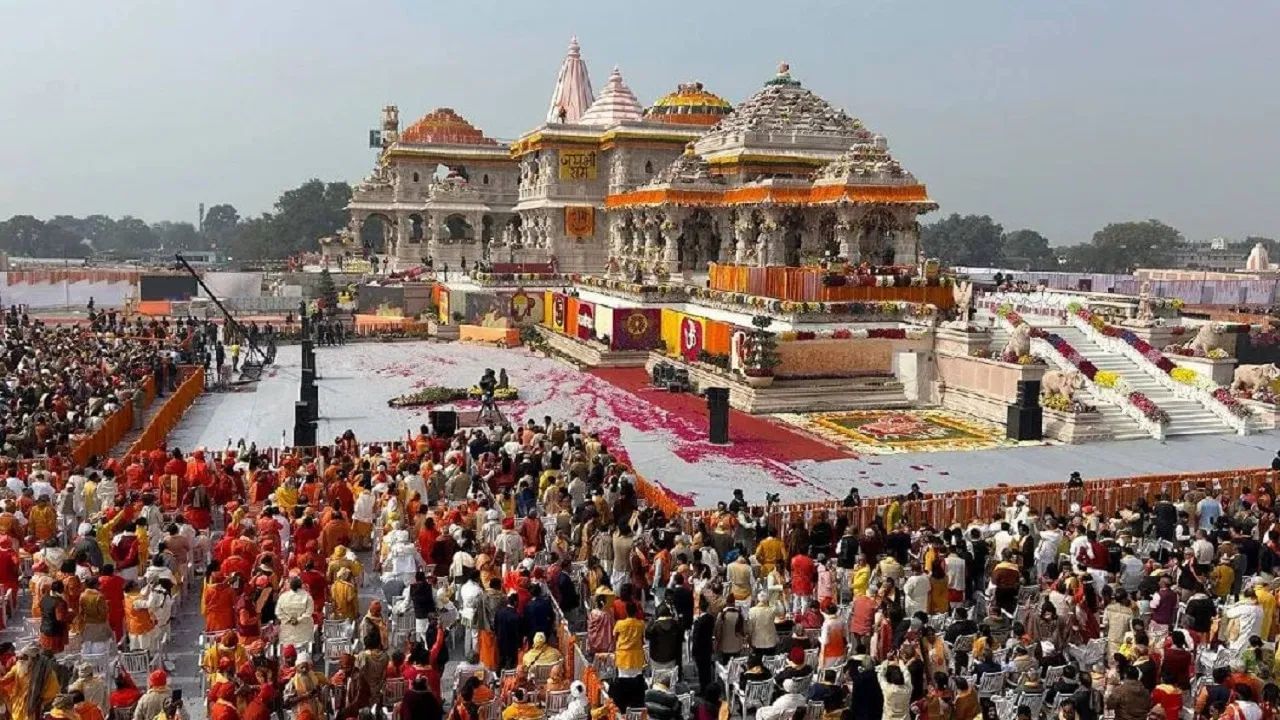 Breaking News : અયોધ્યામાં રામ મંદિરને બોમ્બથી ઉડાવી દેવાની ધમકી, શહેરમાં સુરક્ષા વધી