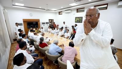 ચૂંટણી પરિણામો બાદ NDAએ સરકાર બનાવવાની તૈયારીઓ શરૂ કરી દીધી છે. સંસદીય દળની બેઠક બોલાવવામાં આવી છે જેથી નેતાની પસંદગી કરી શકાય. 