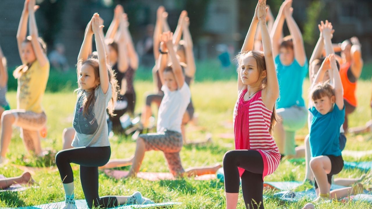 international yoga day learn yoga kids expert tips (3)