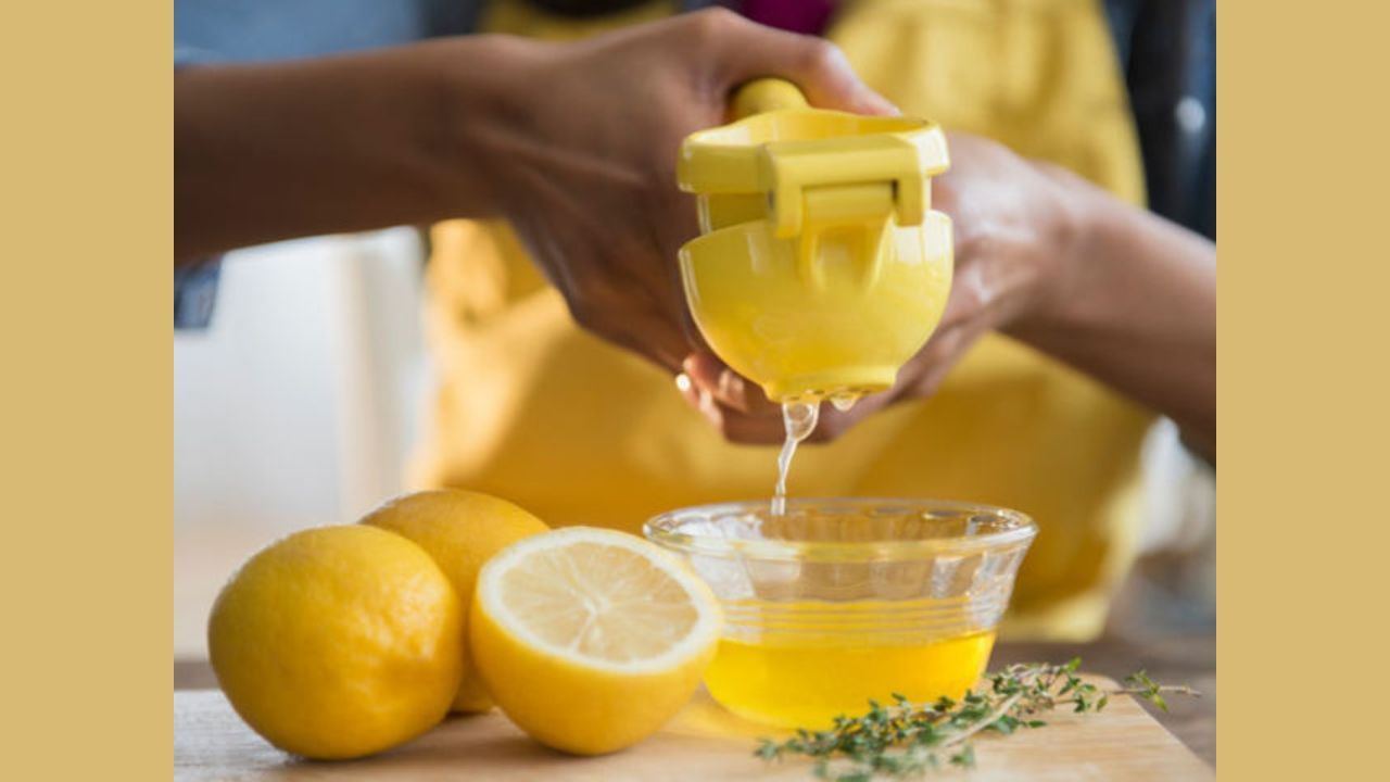lemon squeezed