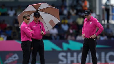 ટી20 વર્લ્ડકપમાં ભારતીય ક્રિકેટ ટીમે સેમીફાઈનલ મેચમાં ઈંગ્લેન્ડને હાર આપી ફાઈનલમાં સ્થાન બનાવી લીધું છે. હવે ટીમ ઈન્ડિયા ફાઈનલમાં સાઉથ આફ્રિકા સામે ટકરાશે. ક્રિકેટ વર્લ્ડકપના કારણે હવે ચાહકોમાં એક પ્રશ્ન થઈ રહ્યો છે કે, અમ્પાયરનો વધારે પગાર હોય કે, ખેલાડીનો.