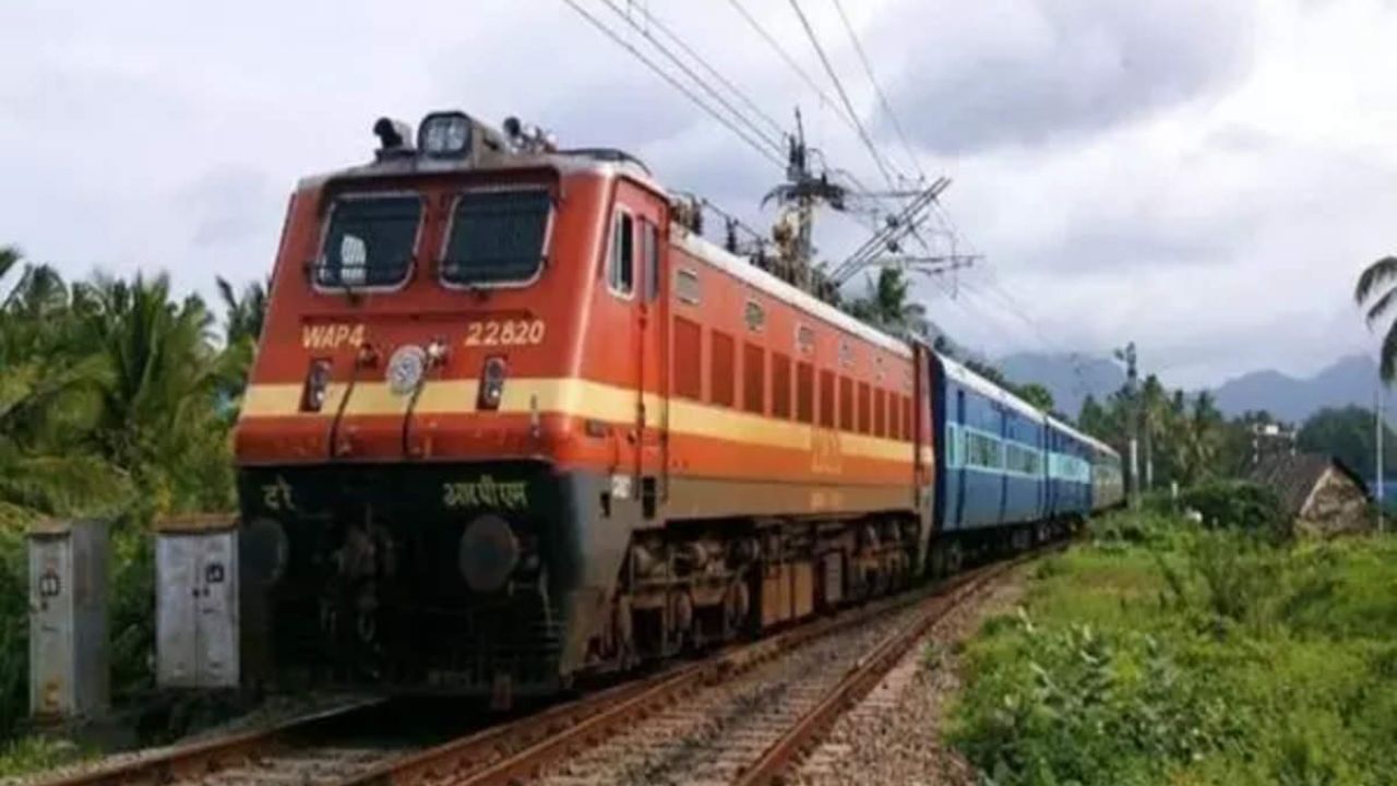 vadodara to mumbai train (2)
