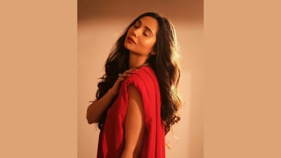 ઝહરાહ, તેના મનમોહક અવાજ અને સ્ક્રીન પર મજબૂત પકડ માટે જાણીતી હતી, તેણી પ્રખ્યાત સંગીત નિર્માતા અલાવન સાથે જોડાઈ હતી કારણ કે તેણીએ ફેસ્ટિવલમાં અલાવાન દ્વારા રીમિક્સ કરાયેલ ઝહરાહની ચાર્ટ-ટોપિંગ હિટ ગીતોમાંથી એક "કુસુ કુસુ" રજૂ કરી હતી.