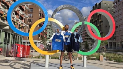 હોકી ગોલકીપરની કીટના ખર્ચને પહોંચી વળવા માટે પિતાએ અનેક બલિદાન આપવા પડ્યા હતા. શ્રીજેશના પિતાએ હોકી કિટ માટે ગાય વેચી હતી. તો આજે શ્રીજેશના પરિવાર તેમજ તેના કરિયર વિશે વાત કરીએ.