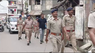 ભરૂચ : રાજ્યની સૌથી પૌરાણિક રથયાત્રાના રૂટ પર ફ્લેગમાર્ચ યોજાઈ, જુઓ વીડિયો