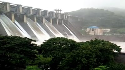 નર્મદા : કરજણ ડેમના 4 દરવાજા 3 મીટર ખોલાયા, નદીકાંઠાના ગામોને એલર્ટ કરાયા,જુઓ વીડિયો નર્મદા : કરજણ ડેમના 4 દરવાજા 3 મીટર ખોલાયા, નદીકાંઠાના ગામોને એલર્ટ કરાયા,જુઓ વીડિયો