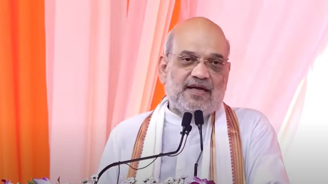 Ahmedabad Video : અમદાવાદ ધુમાડા મુક્ત, ઝૂંપડપટ્ટી મુકત અને દરેક પરિવાર પાસે આરોગ્ય કાર્ડ ધરાવતુ શહેર બનશે - અમિત શાહ Ahmedabad Video : અમદાવાદ ધુમાડા મુક્ત, ઝૂંપડપટ્ટી મુકત અને દરેક પરિવાર પાસે આરોગ્ય કાર્ડ ધરાવતુ શહેર બનશે - અમિત શાહ